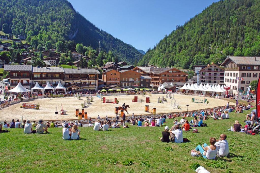 Chalet-Hotel Du Borderan La Clusaz Esterno foto